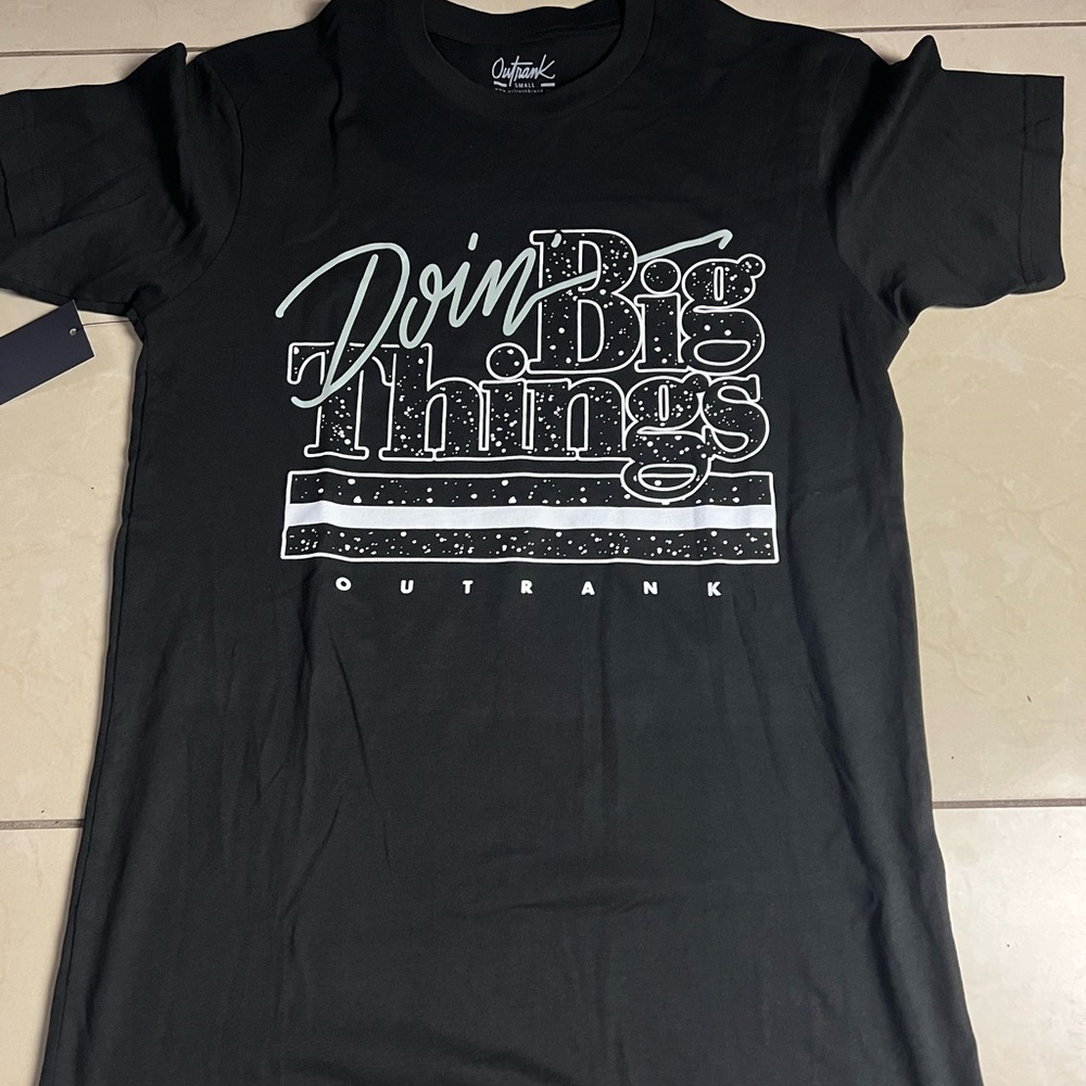 Outrank shirt